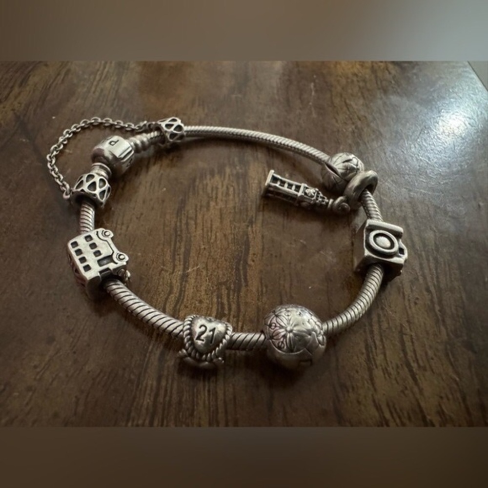 Silver - Picture 2 of 2